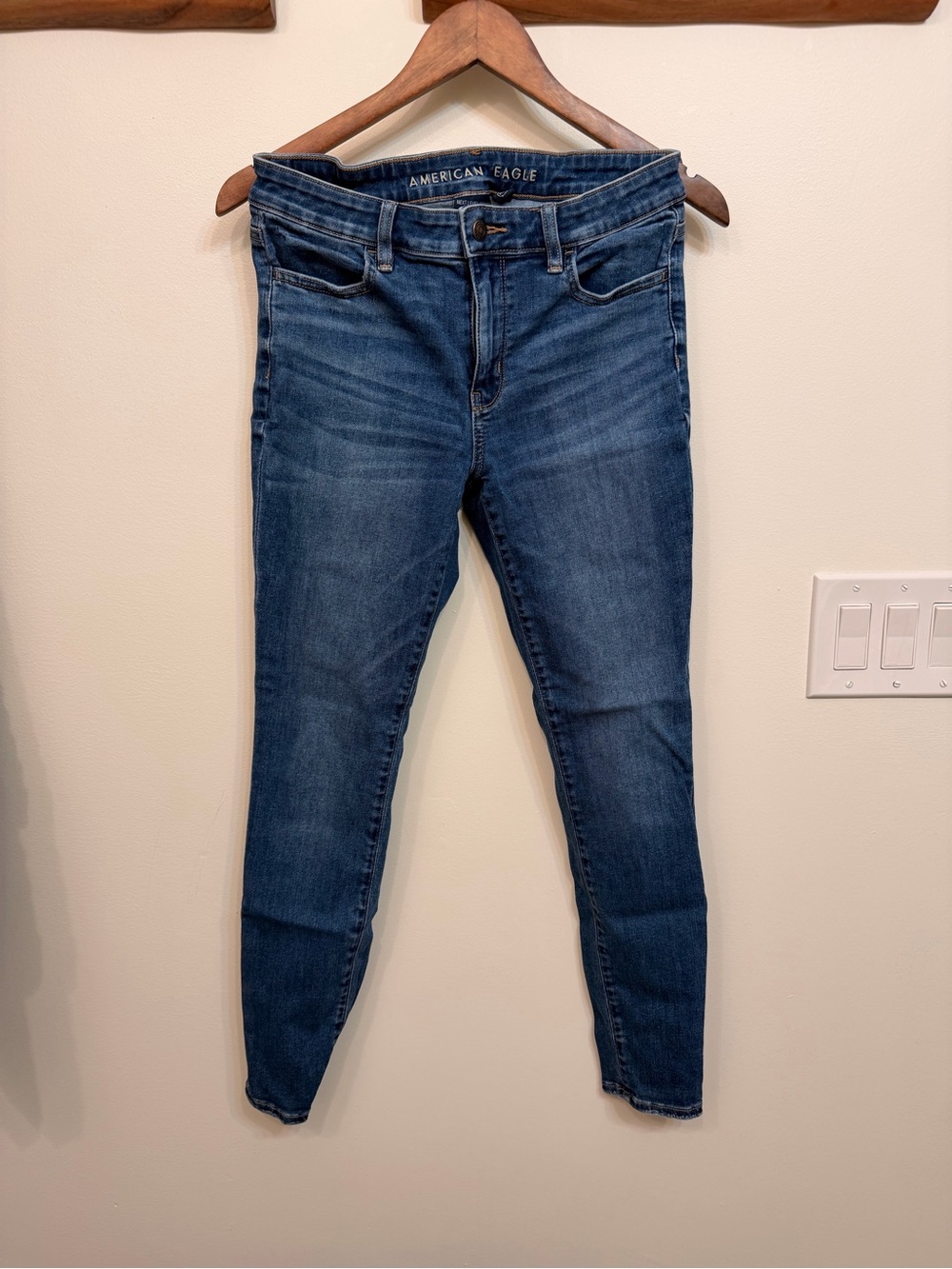 American Eagle Outfitters Women's Skinny Jeans Low Rise - Mid/Dark Blue Wash